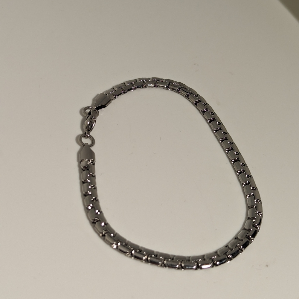 Crystal Bracelet - Picture 2 of 7